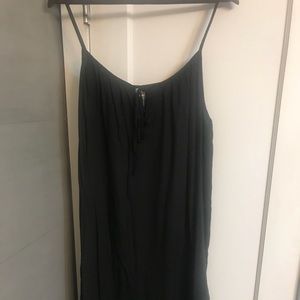 H&M knee length black dress with keyhole 16